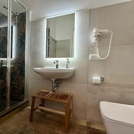 Chimenea Bed & Breakfast 4*